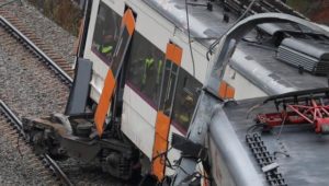 Ein Toter und dutzende Verletzte bei Zugunglück in Spanien
