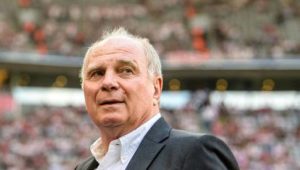 Bayern-Stars über Zenit? Hoeneß droht mit Transfer-Offensive
