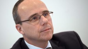 Frankfurter Polizei – NSU 2.0: Hessischer Minister Beuth nennt Details