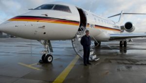 Defektes Regierungsflugzeug: Minister Gerd Müller sitzt in Malawi fest