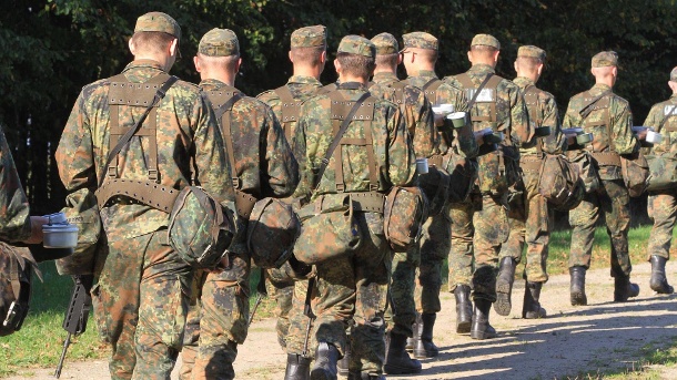Bundeswehr: Sieben Extremisten im Jahr 2018 enttarnt – Soldaten suspendiert